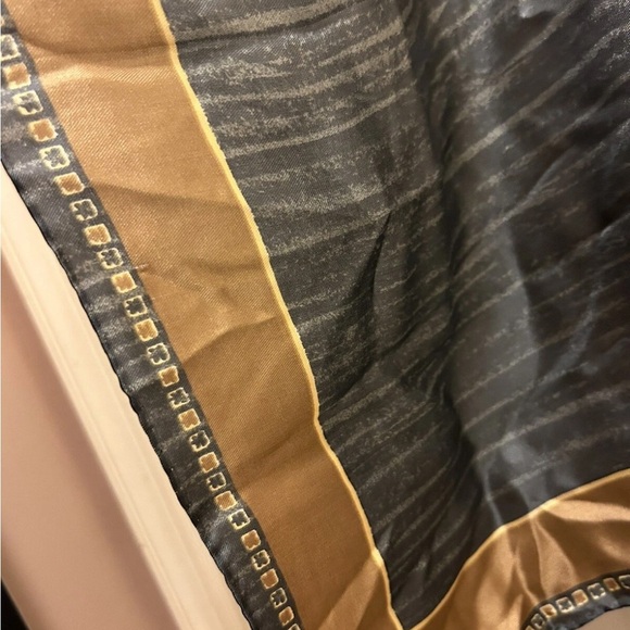 Vintage Anne Klein Gray and Gold Patterned Neck Scarf - Picture 6 of 6